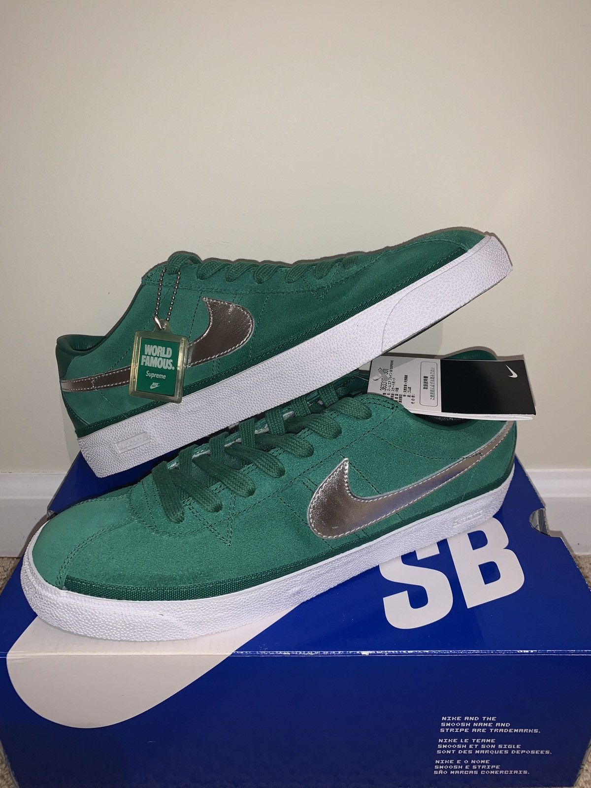 Nike × Supreme 2009 Supreme x Nike SB Bruin Green Low Size US 11.5 / EU 44-45 - 1 Thumbnail