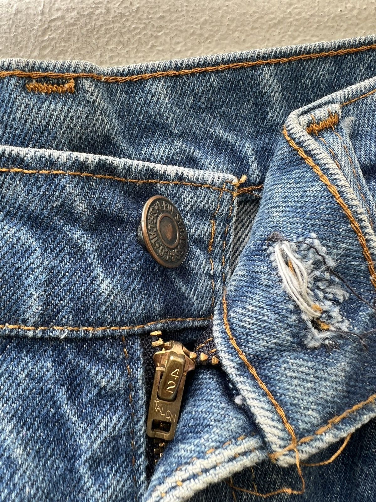 Levi's VTG 70s Levi’s 517 Talon 42 Zip Bartack Denim Flare Jeans Size US 34 / EU 50 - 8 Thumbnail