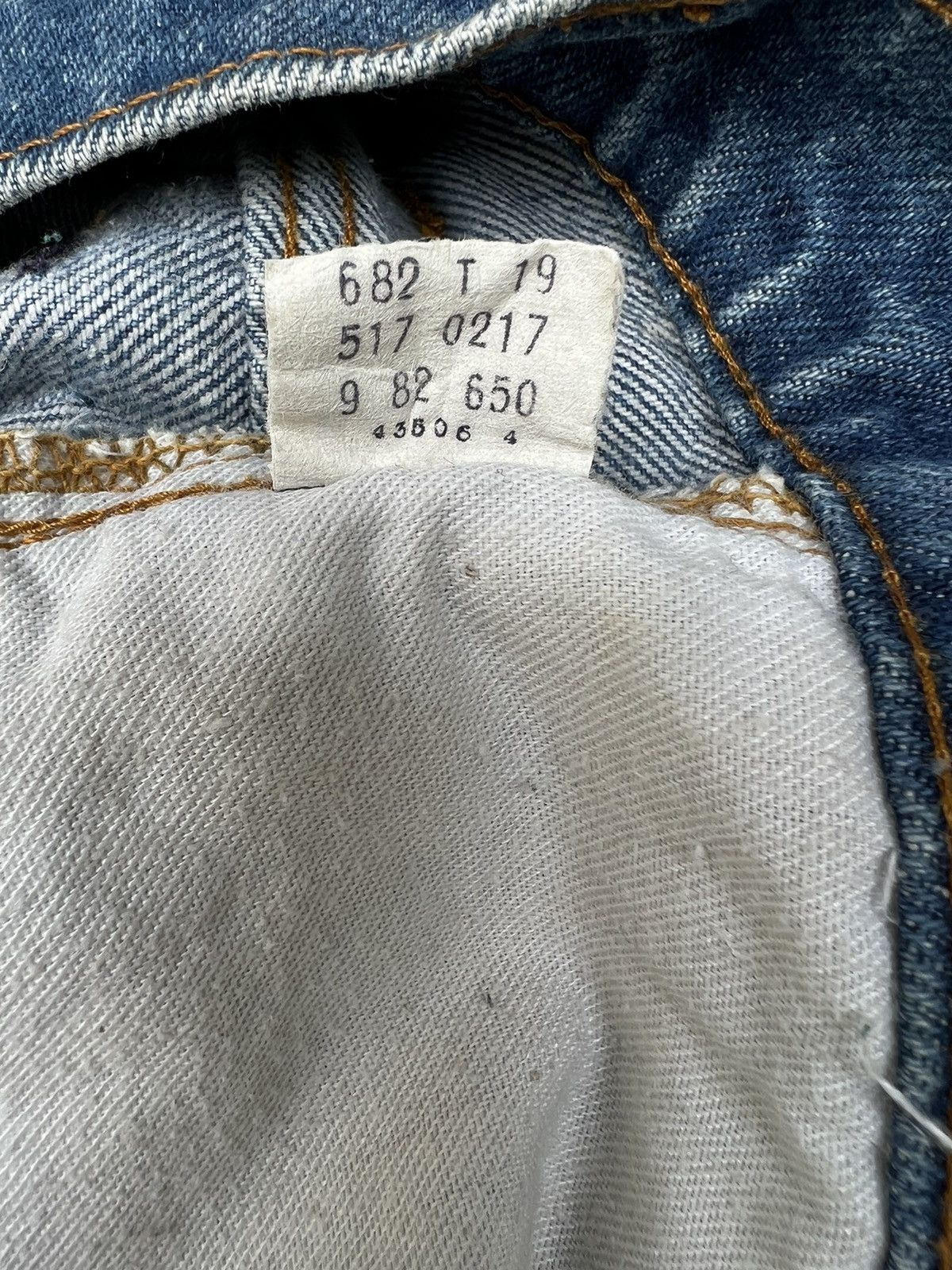 Levi's VTG 70s Levi’s 517 Talon 42 Zip Bartack Denim Flare Jeans Size US 34 / EU 50 - 23 Thumbnail