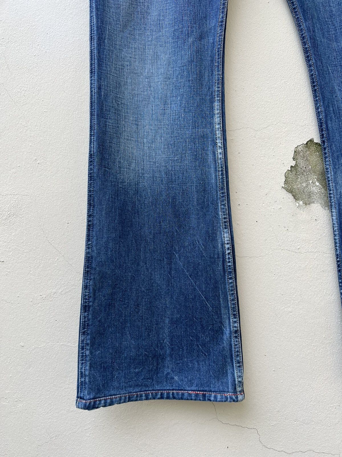 Diesel × Vintage Flare Vintage Diesel Italy Fade Blue Denim Flare Jeans Size US 31 - 10 Thumbnail