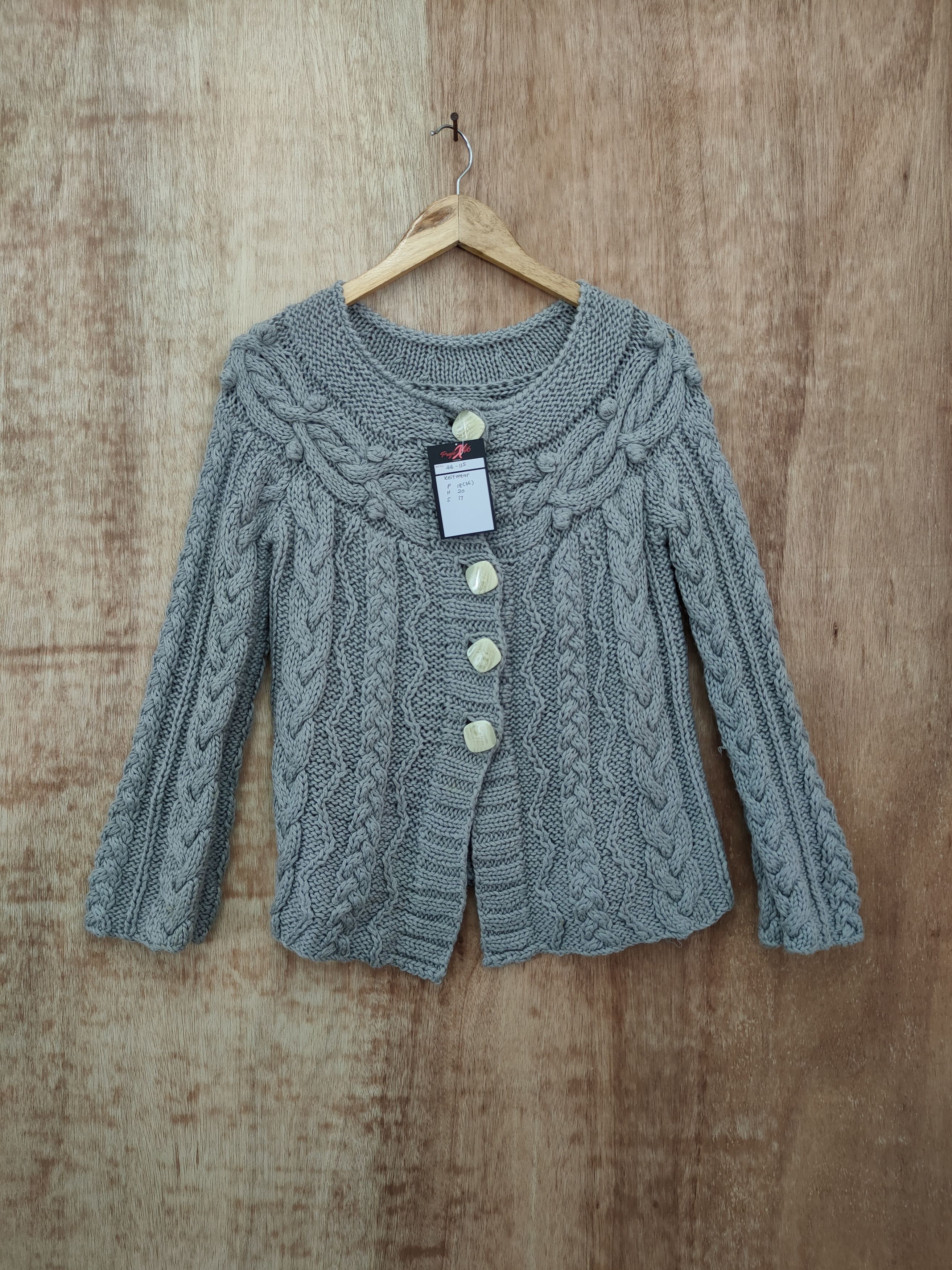 image of Aran Isles Knitwear x Cardigan Japan Cardigan Aran Isle Cable Knitwear Vintage 46-115 in Grey, Wome