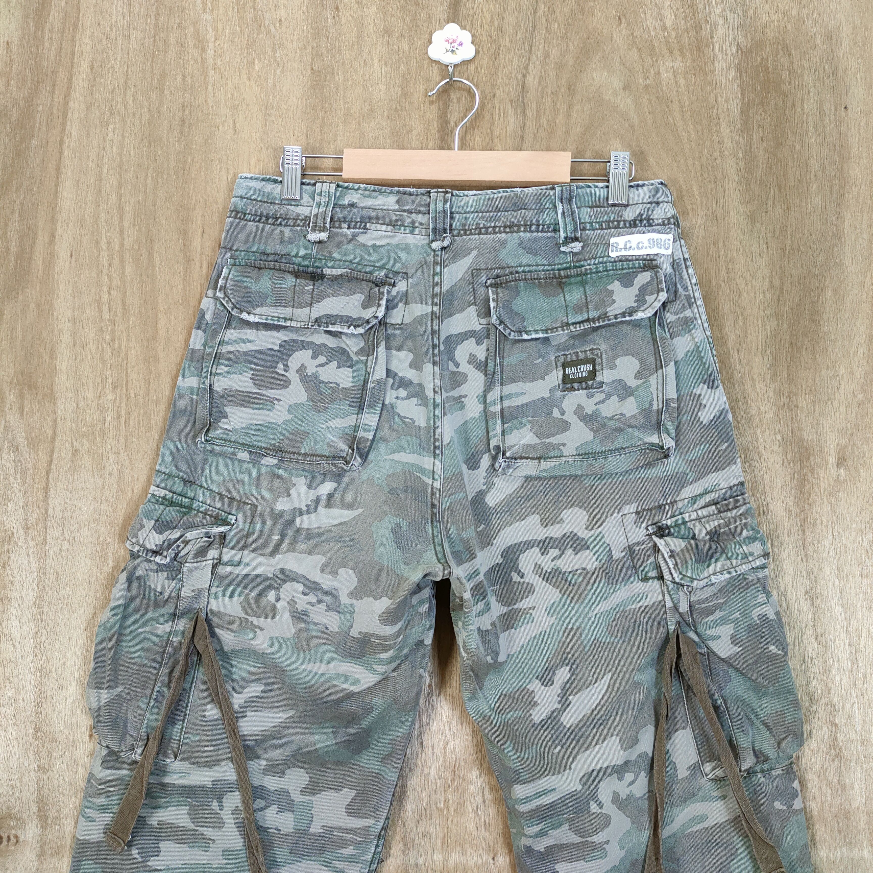 Japanese Brand VINTAGE CAMO BONDAGE FADED CARGO PANTS Size US 30 / EU 46 - 9 Thumbnail
