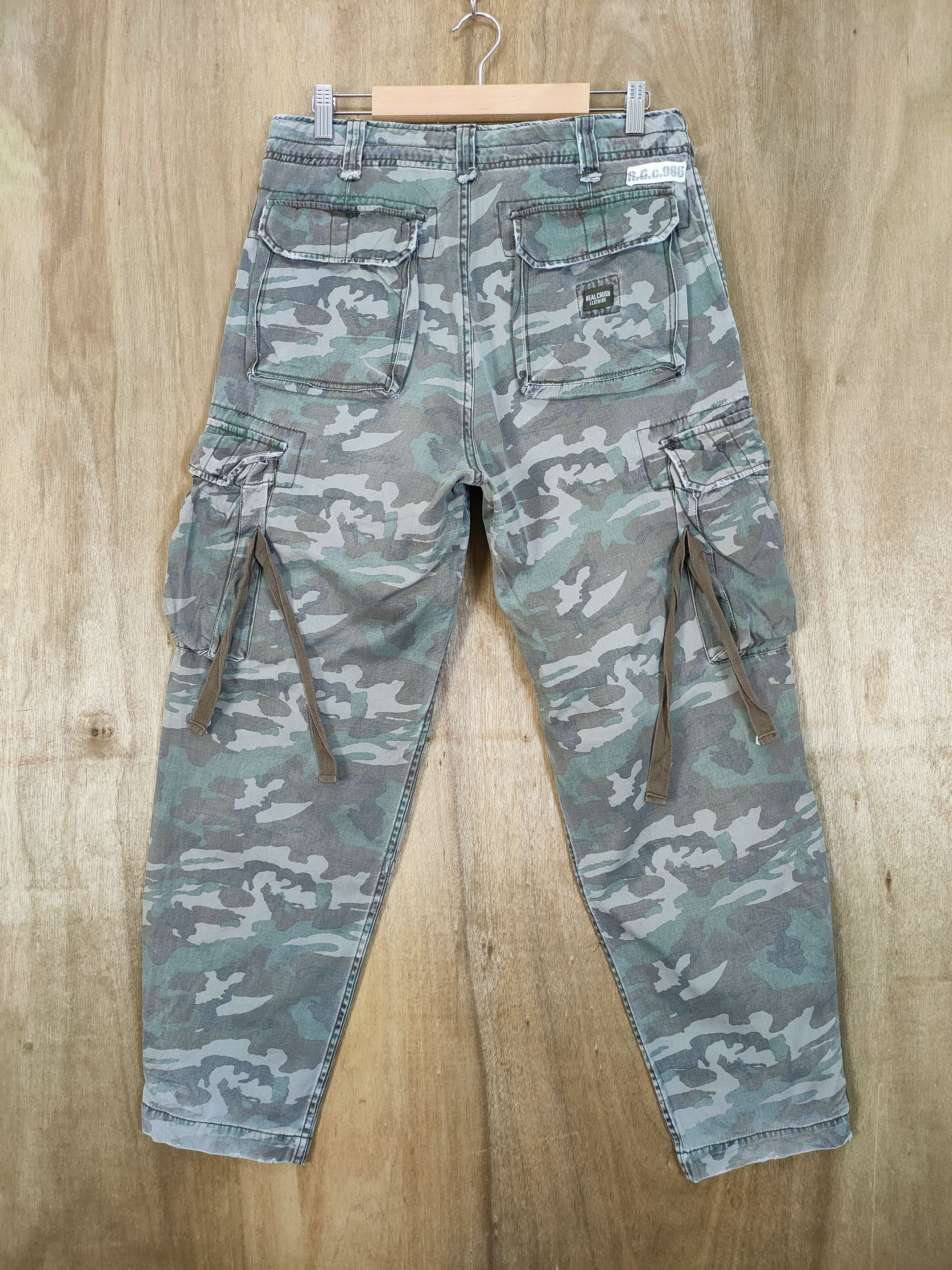 Japanese Brand VINTAGE CAMO BONDAGE FADED CARGO PANTS Size US 30 / EU 46 - 8 Thumbnail