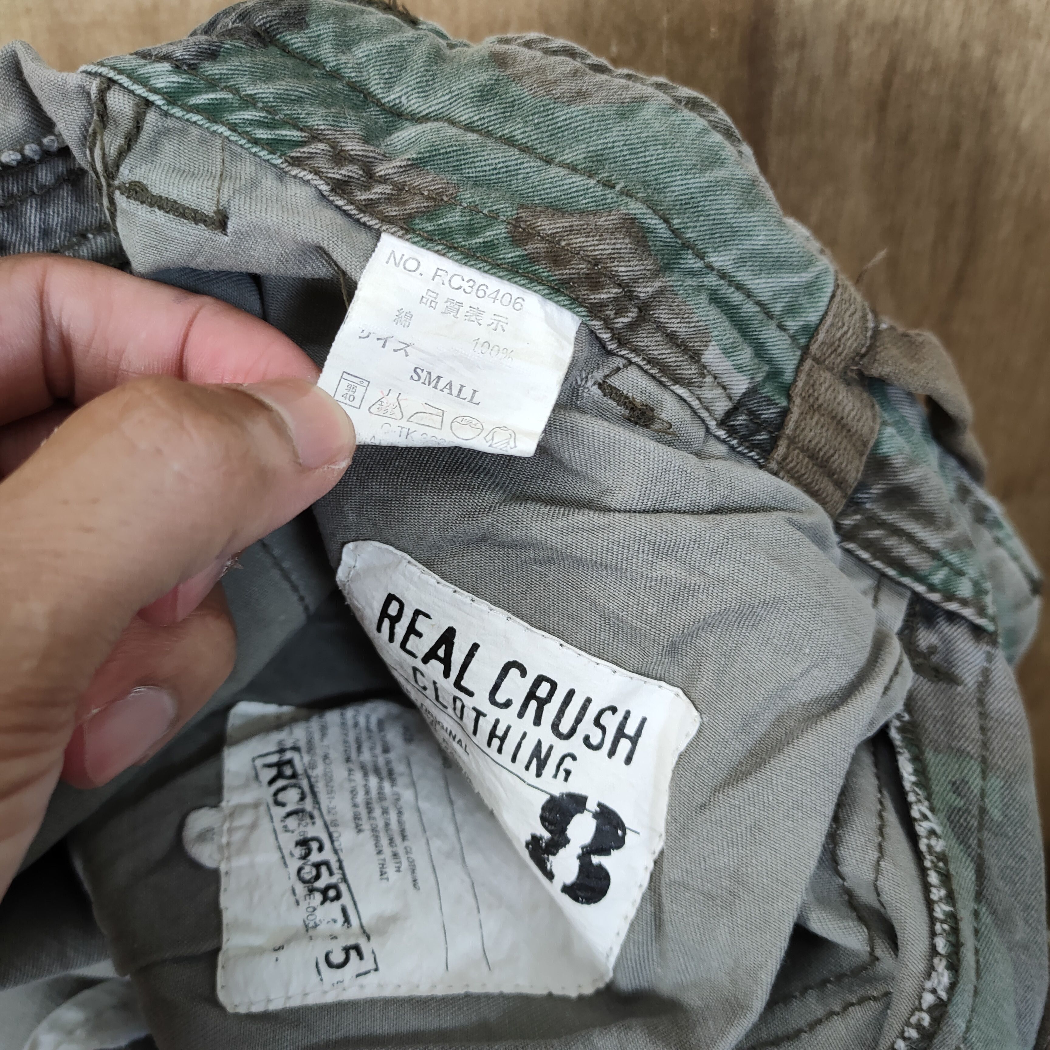 Japanese Brand VINTAGE CAMO BONDAGE FADED CARGO PANTS Size US 30 / EU 46 - 14 Thumbnail