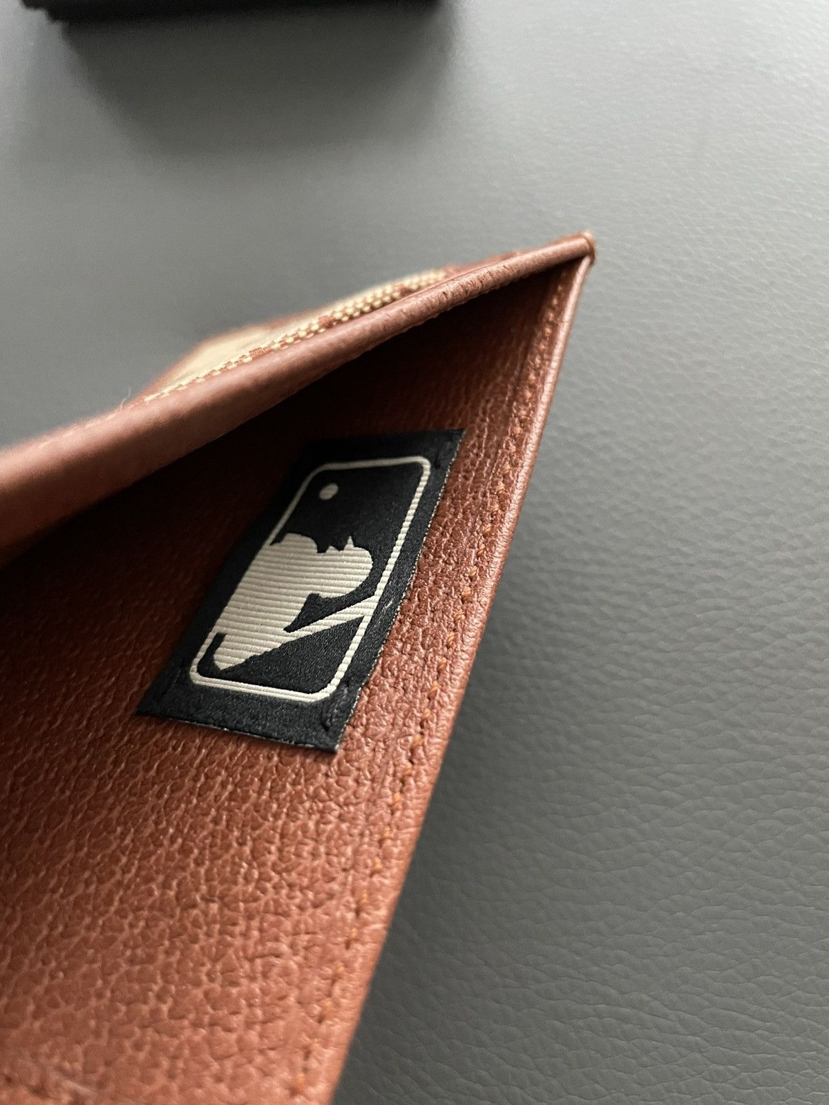 Gucci × New York Yankees Rare Runway Limited Edition Gucci x Yankees Logo Cardholder Size ONE SIZE - 11 Thumbnail