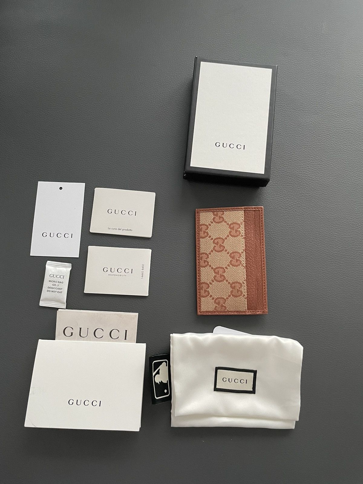 Gucci × New York Yankees Rare Runway Limited Edition Gucci x Yankees Logo Cardholder Size ONE SIZE - 8 Thumbnail