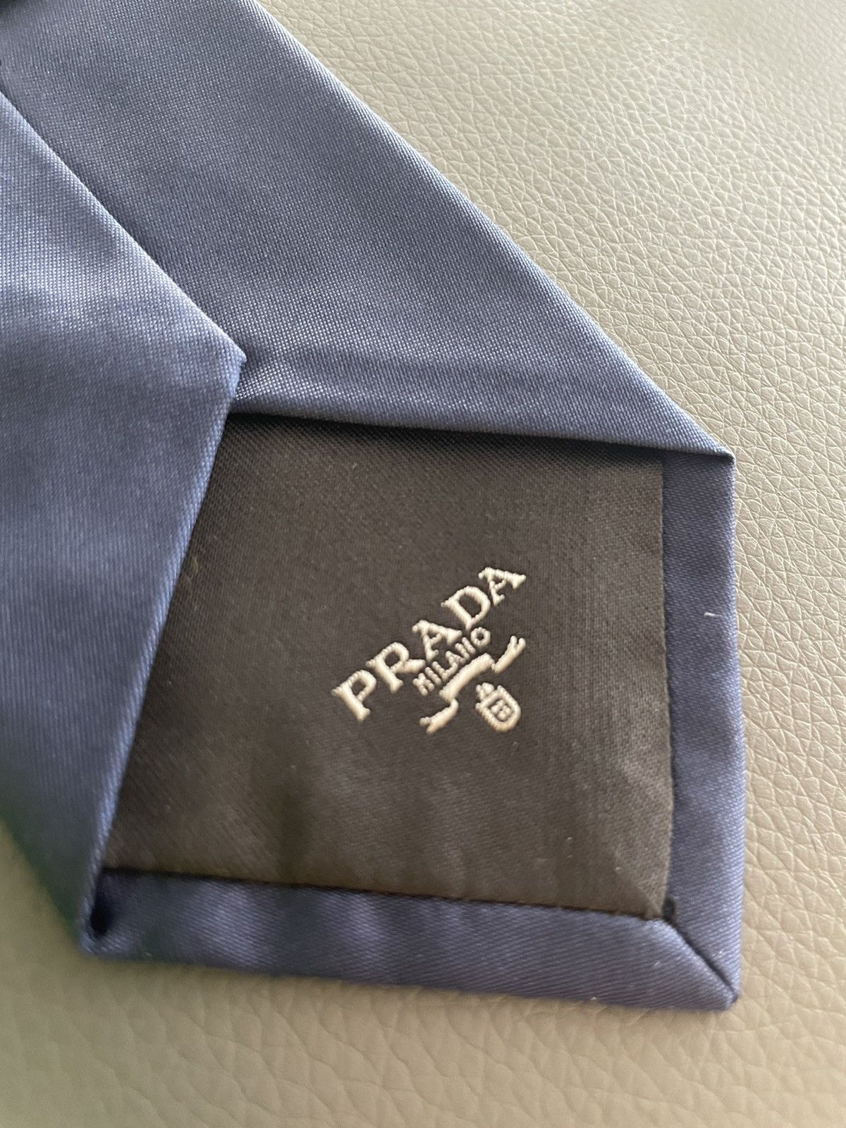 Prada Prada Pure Silk Tie Super runway Brand new w tags Size ONE SIZE - 3 Thumbnail