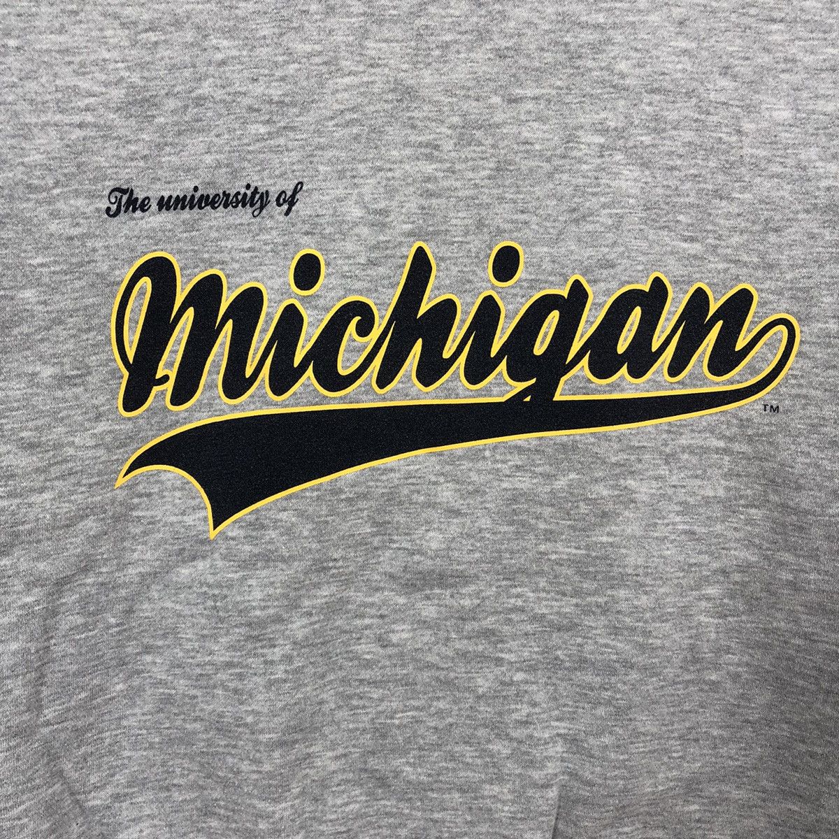 Vintage UNIVERSITY OF MICHIGAN American College Sweatshirt