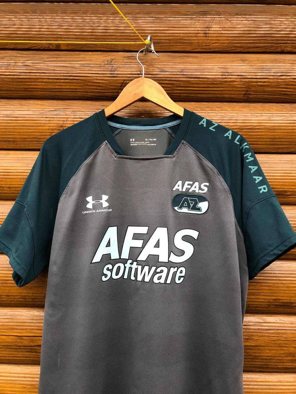 Under Armour AZ ALKMAAR HOME FOOTBALL SHIRT SOCCER JERSEY UNDER ARMOUR Size US XL / EU 56 / 4 - 2 Thumbnail