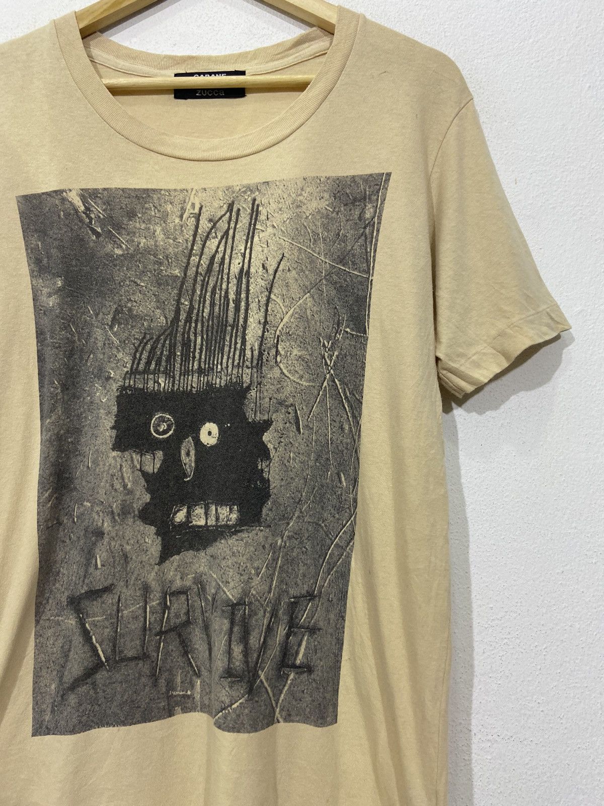 CABANE de ZUCCa × Japanese Brand Vintage Cabane De Zucca “Survive” Graphic Tshirt Size US S / EU 44-46 / 1 - 4 Thumbnail