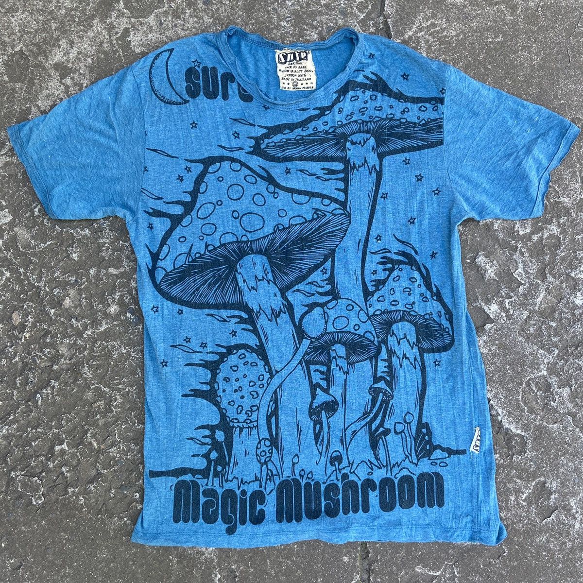 Vintage SURE MAGIC MUSHROOMS by MOON FLOWER OVERPRINTED TEE - № 496 Size US M / EU 48-50 / 2 - 1 Thumbnail