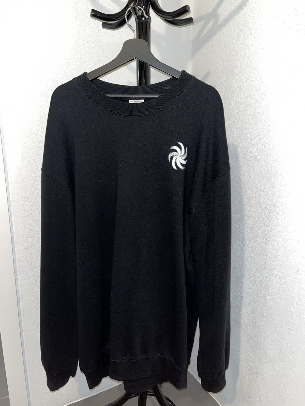Vetements Vetements Cut-Out Sweatshirt Size US L / EU 52-54 / 3 - 2 Thumbnail