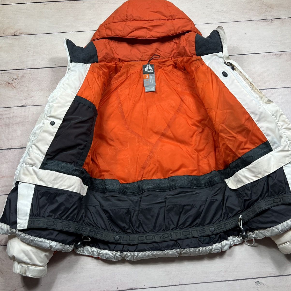 Nike × Nike ACG Orange Nike ACG Puffer Down Jacket Big Logo Ski Size S / US 4 / IT 40 - 5 Thumbnail