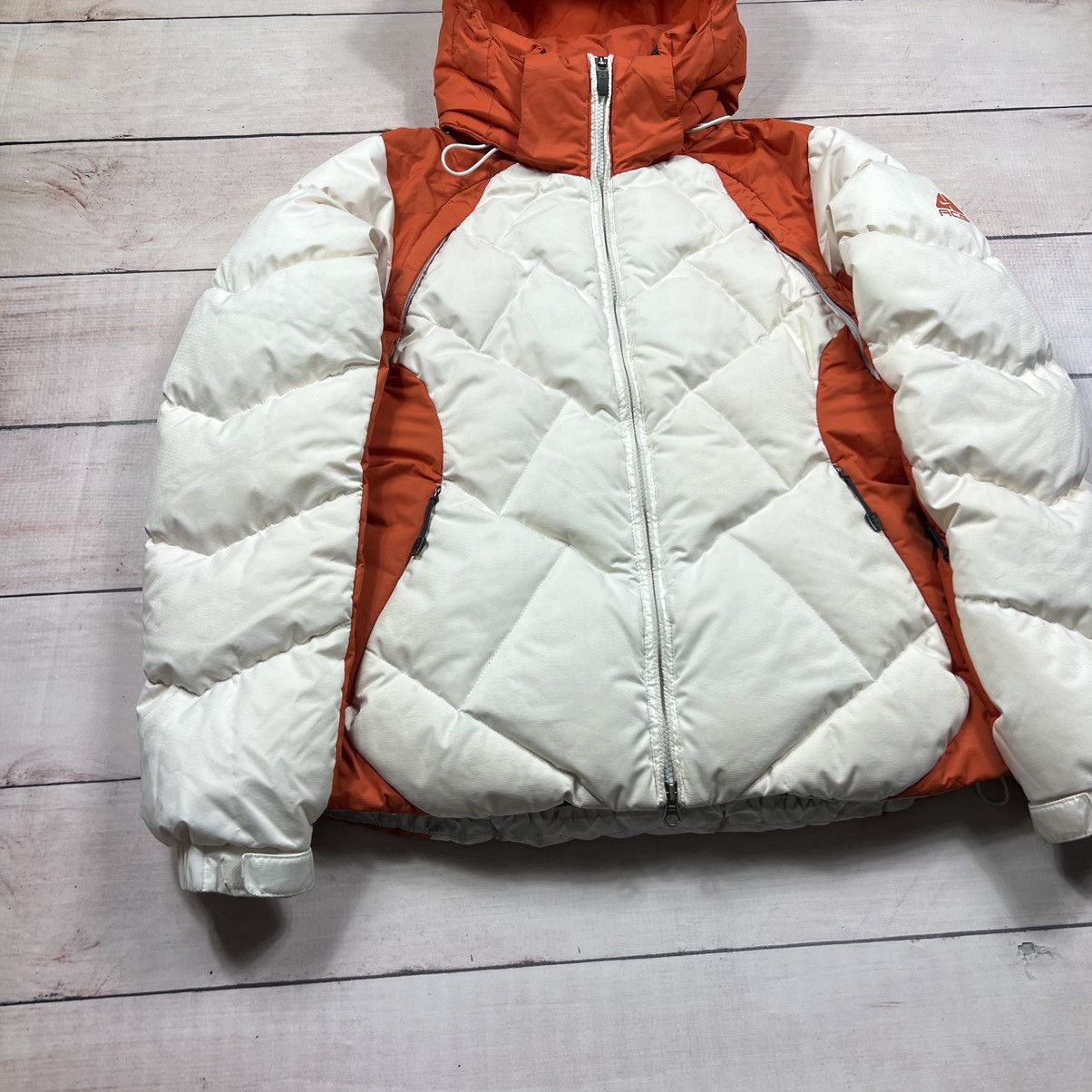 Nike × Nike ACG Orange Nike ACG Puffer Down Jacket Big Logo Ski Size S / US 4 / IT 40 - 2 Thumbnail