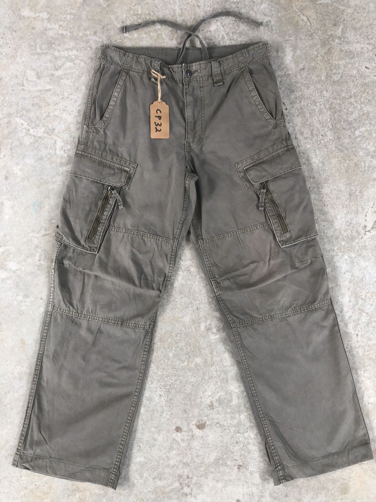 Japanese Brand Uniqlo Cargo Pants Tactical Multipocket Zipper Size US 32 / EU 48 - 1 Thumbnail