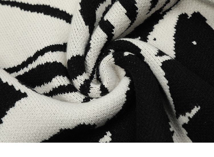 Japanese Brand Skull Graphic Sweater Size US XL / EU 56 / 4 - 6 Thumbnail