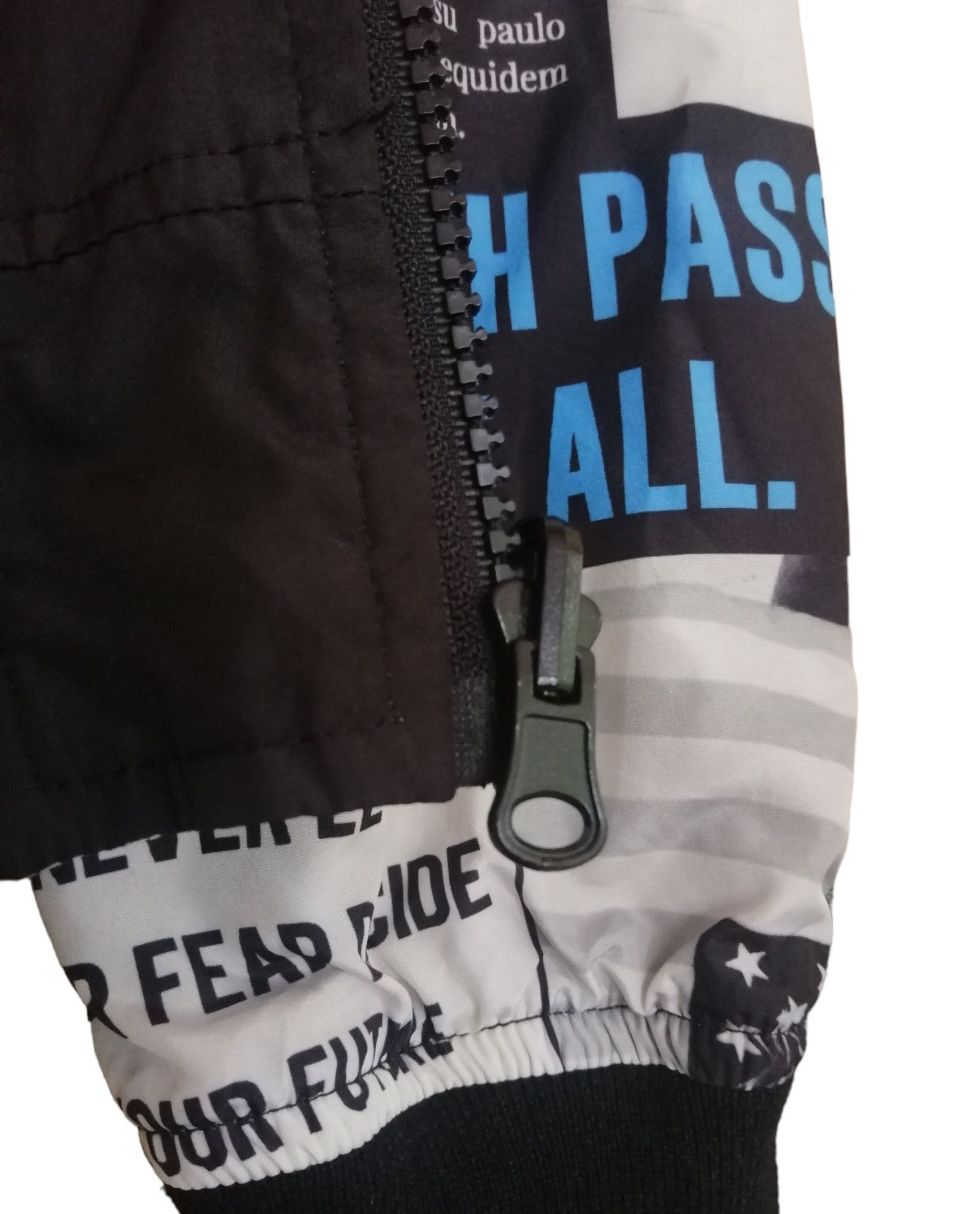 Japanese Brand Magazine Printed Design Reversible Bomber Jacket Size US M / EU 48-50 / 2 - 13 Thumbnail
