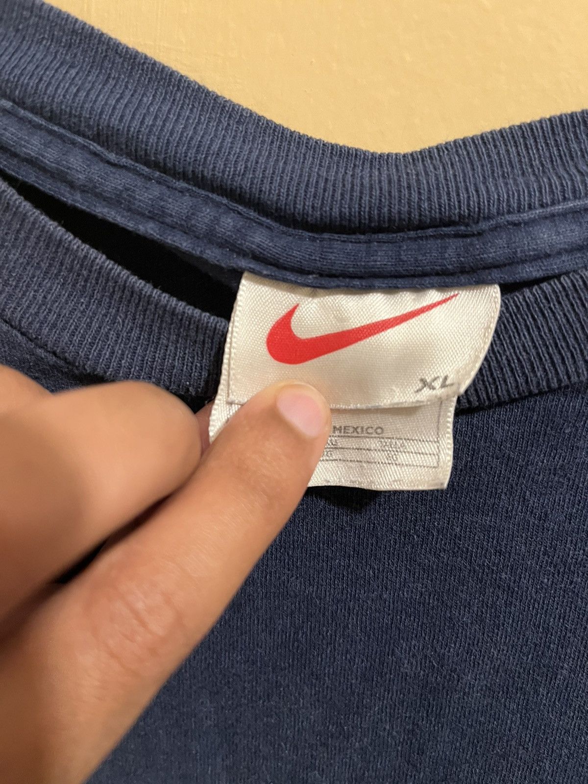Nike × Vintage Vintage Nike swoosh tee Size US XL / EU 56 / 4 - 3 Thumbnail