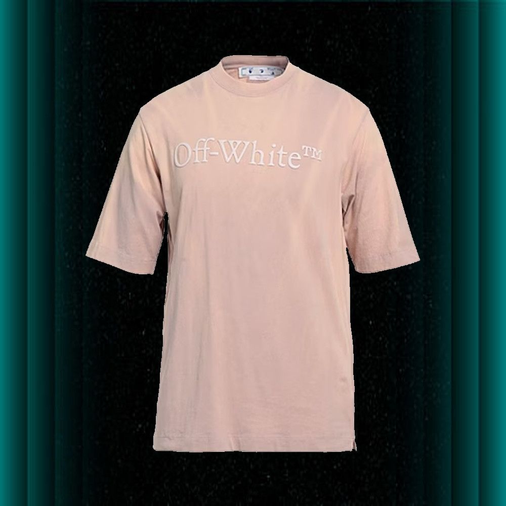 ooy1o0123 T-shirts in Beige