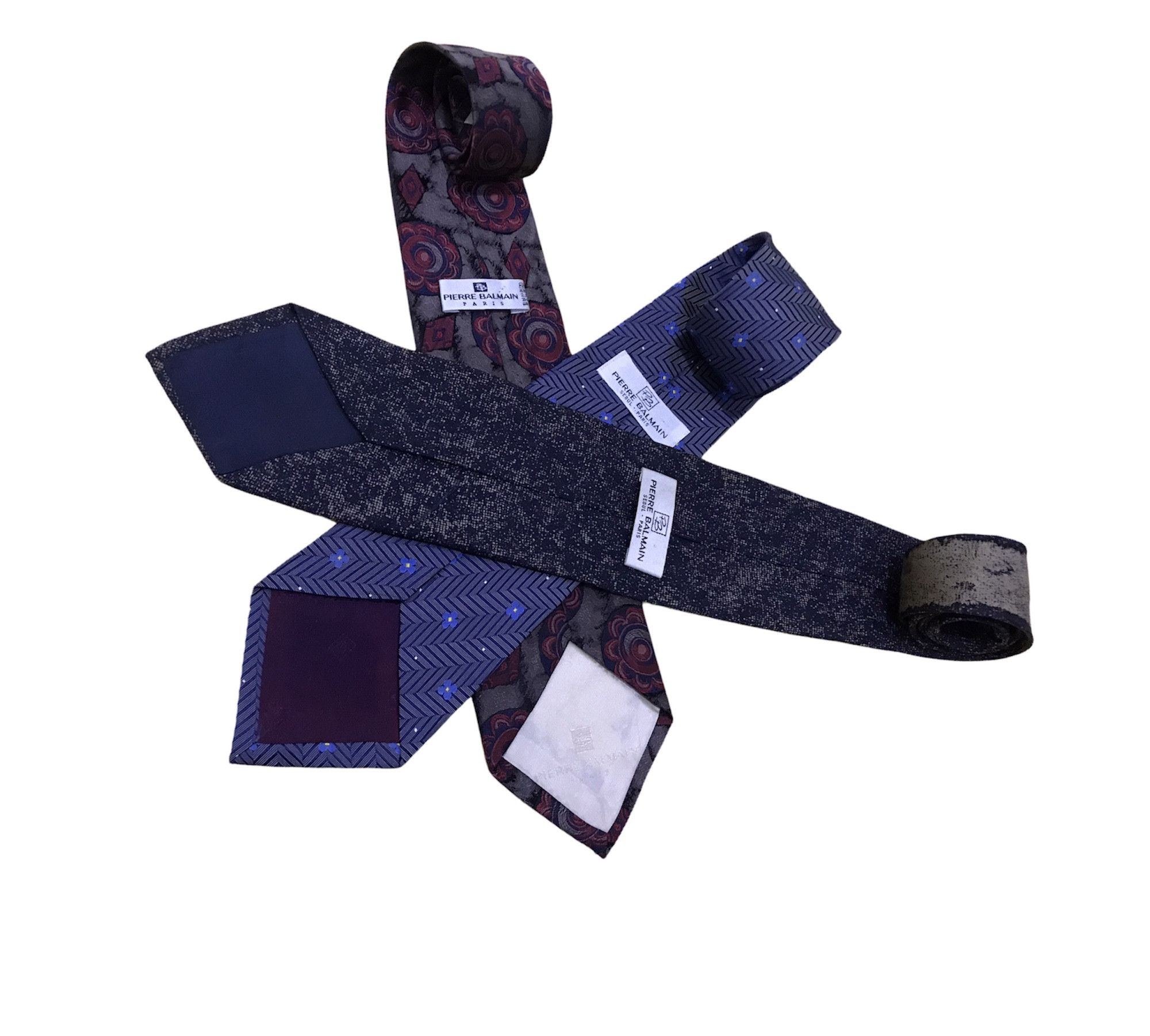 Pierre Balmain ❌Last Drop❌Bundle Pierre Balmain NeckTie Nice Design Size ONE SIZE - 1 Thumbnail