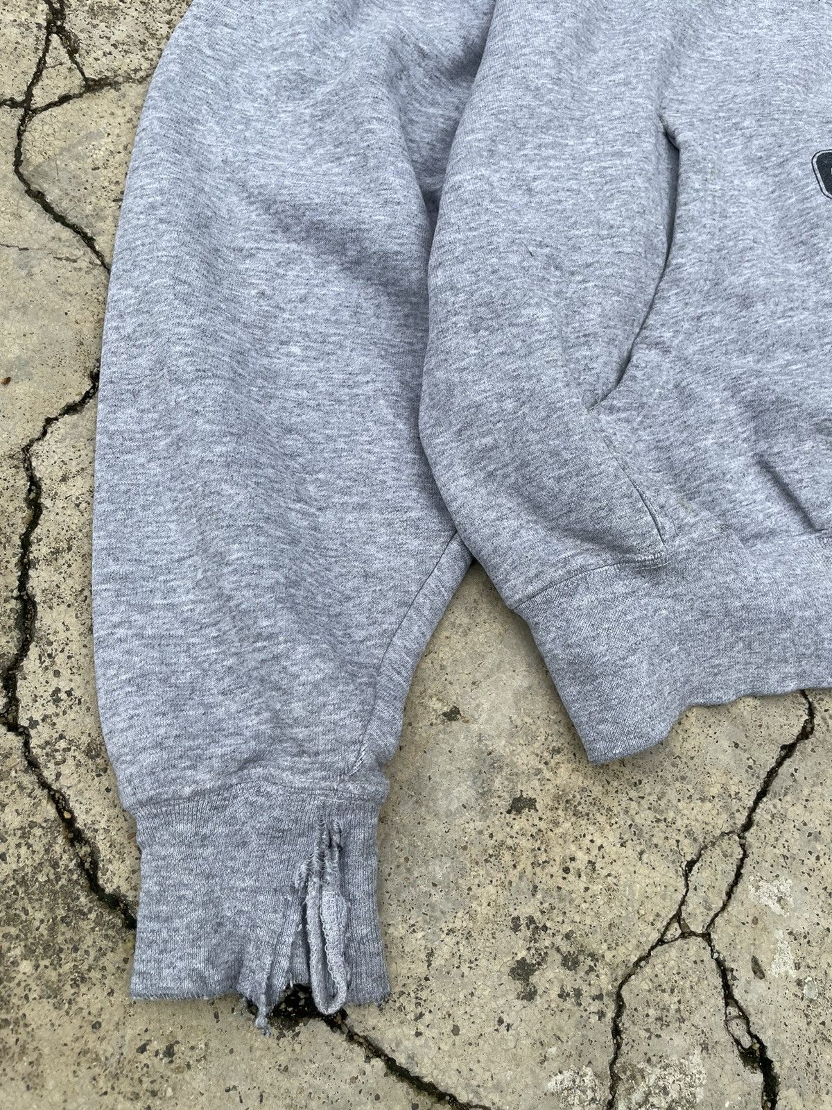 Nike Vintage Distressed NIKE Air Jordan Center Hoodie Baggy Size US M / EU 48-50 / 2 - 6 Thumbnail