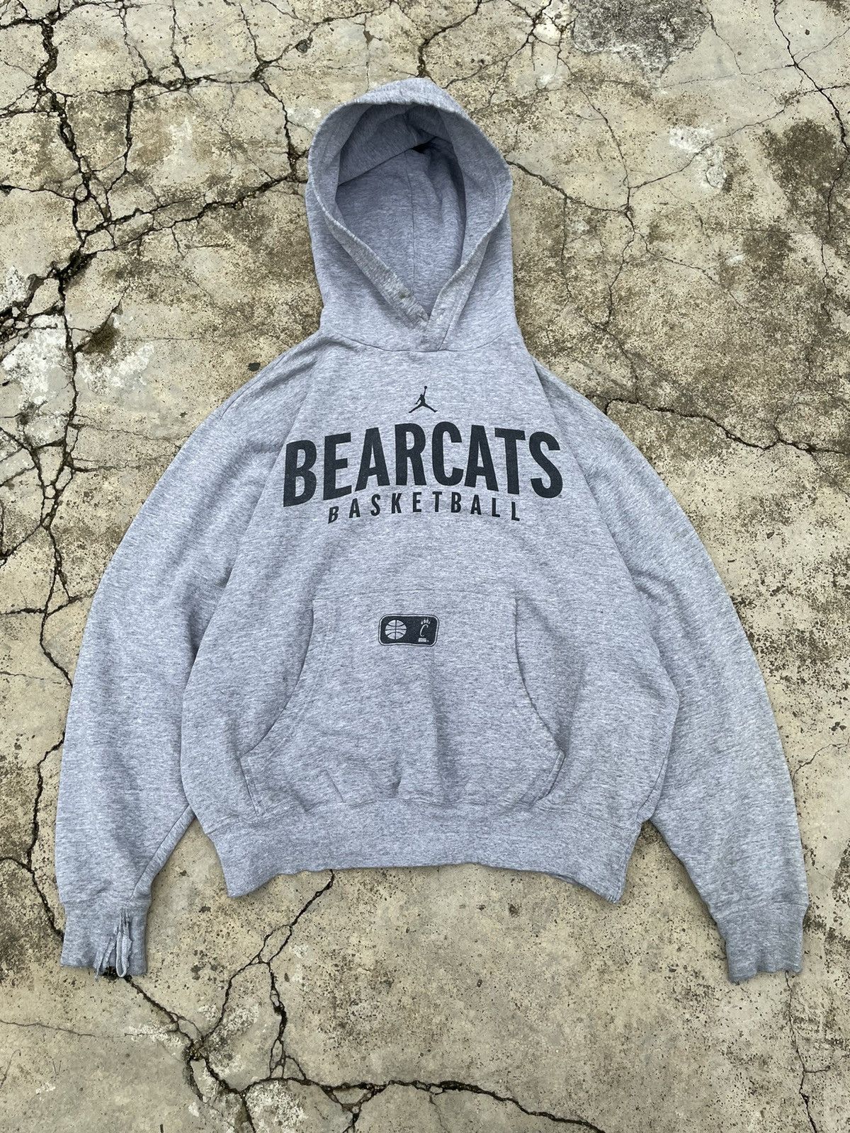 Vintage Distressed NIKE Air Jordan Center Hoodie Baggy