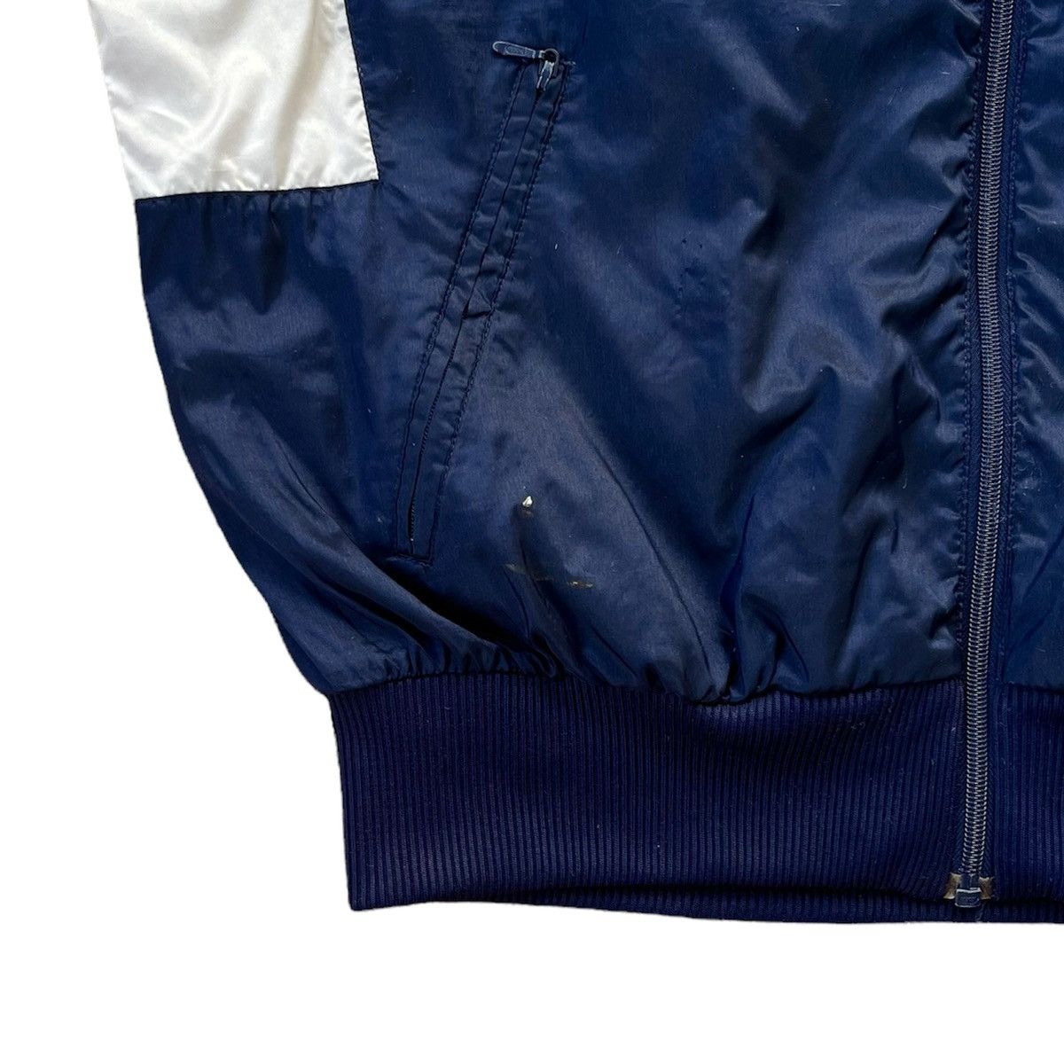 Adidas × Vintage Vintage 80’s Adidas Windbreaker Size US M / EU 48-50 / 2 - 17 Thumbnail