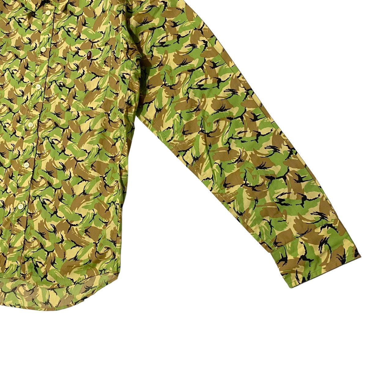 Bape Camo Button Up Shirt Size US M / EU 48-50 / 2 - 4 Thumbnail