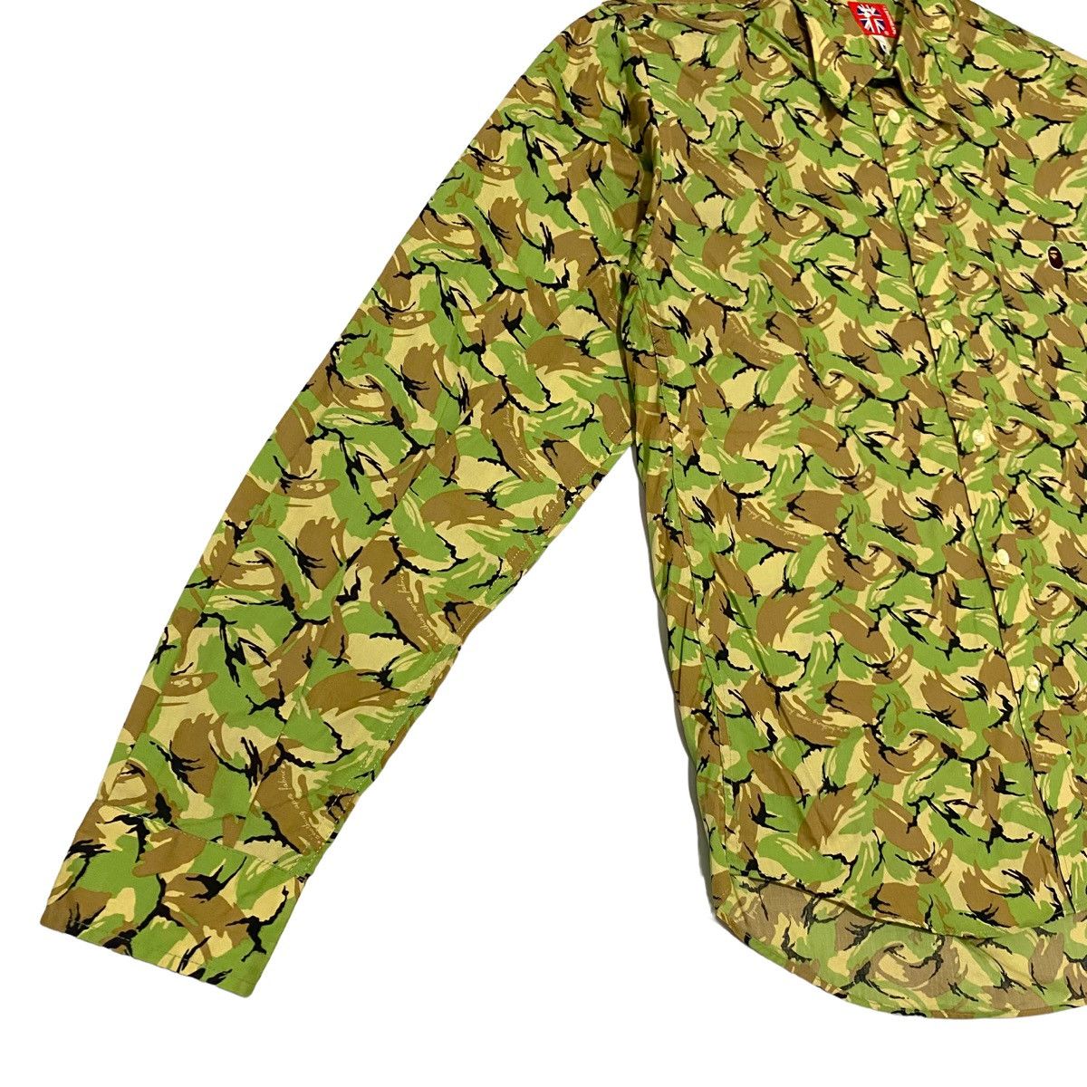 Bape Camo Button Up Shirt Size US M / EU 48-50 / 2 - 3 Thumbnail