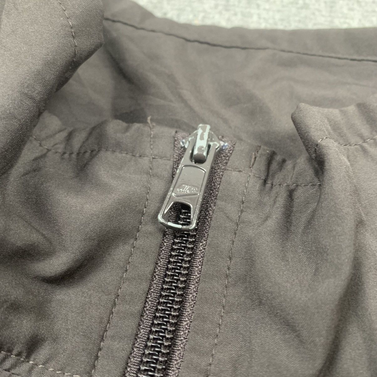 Nike Vintage Nike Mini Swoosh Zipper Jacket Size US M / EU 48-50 / 2 - 8 Thumbnail