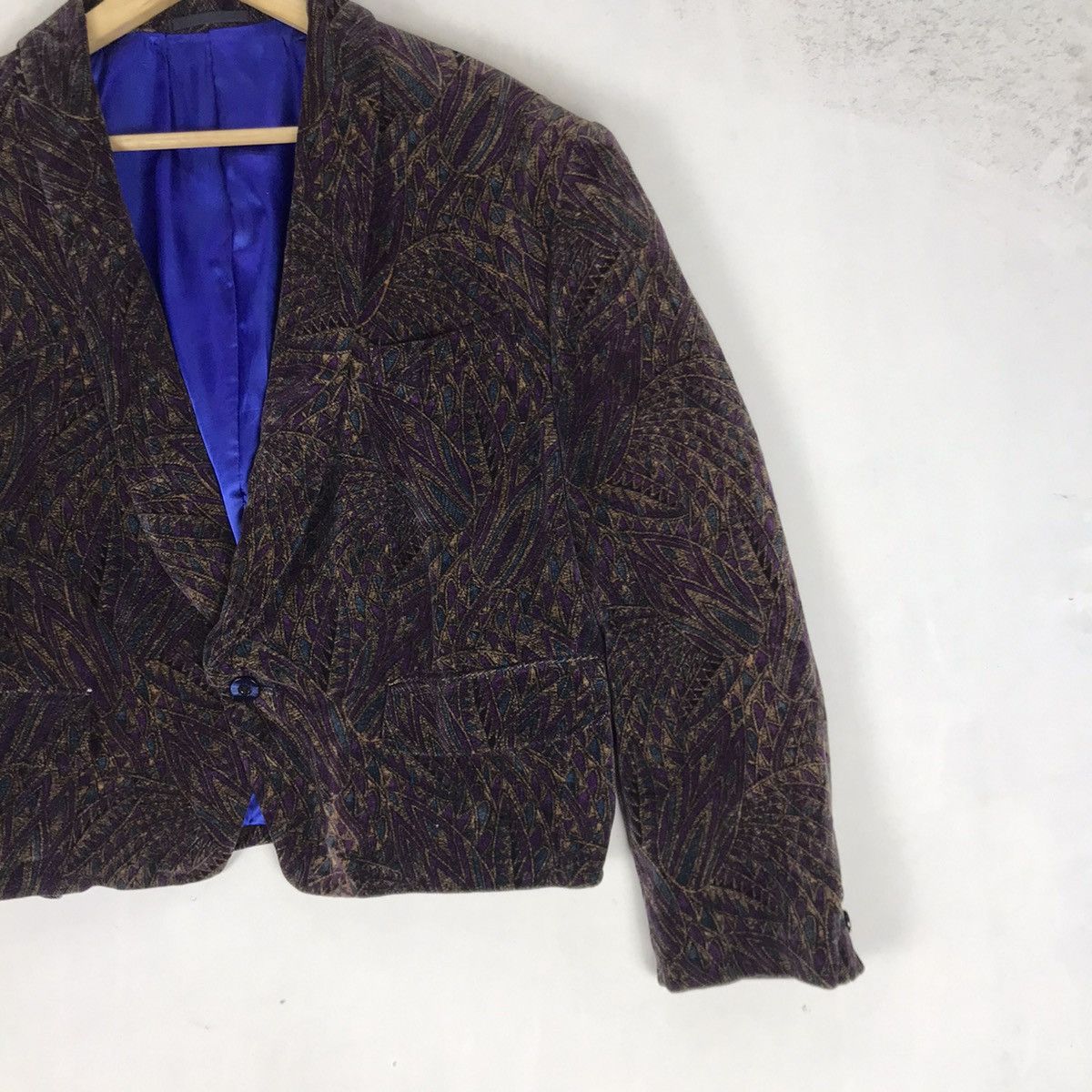 Kansai Yamamoto 🔥90s Kansai Yamamoto Man Art Velvet Cropped Jacket Size US M / EU 48-50 / 2 - 5 Thumbnail