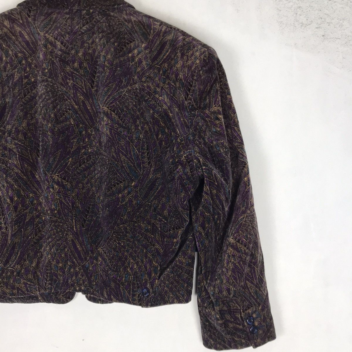 Kansai Yamamoto 🔥90s Kansai Yamamoto Man Art Velvet Cropped Jacket Size US M / EU 48-50 / 2 - 9 Thumbnail
