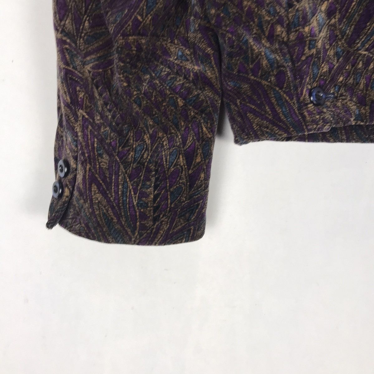 Kansai Yamamoto 🔥90s Kansai Yamamoto Man Art Velvet Cropped Jacket Size US M / EU 48-50 / 2 - 17 Thumbnail