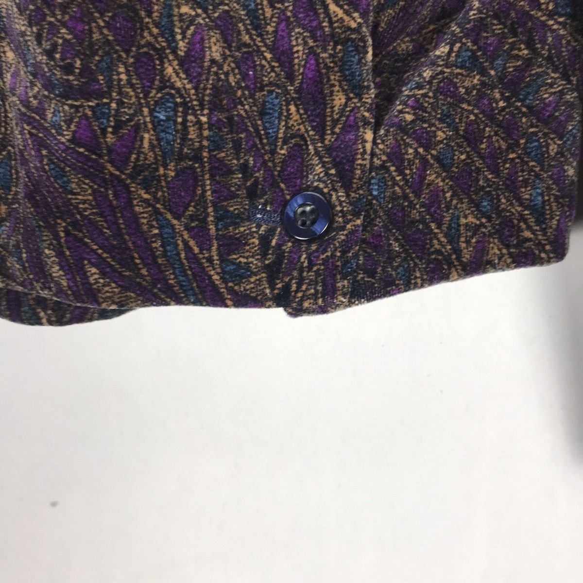 Kansai Yamamoto 🔥90s Kansai Yamamoto Man Art Velvet Cropped Jacket Size US M / EU 48-50 / 2 - 16 Thumbnail