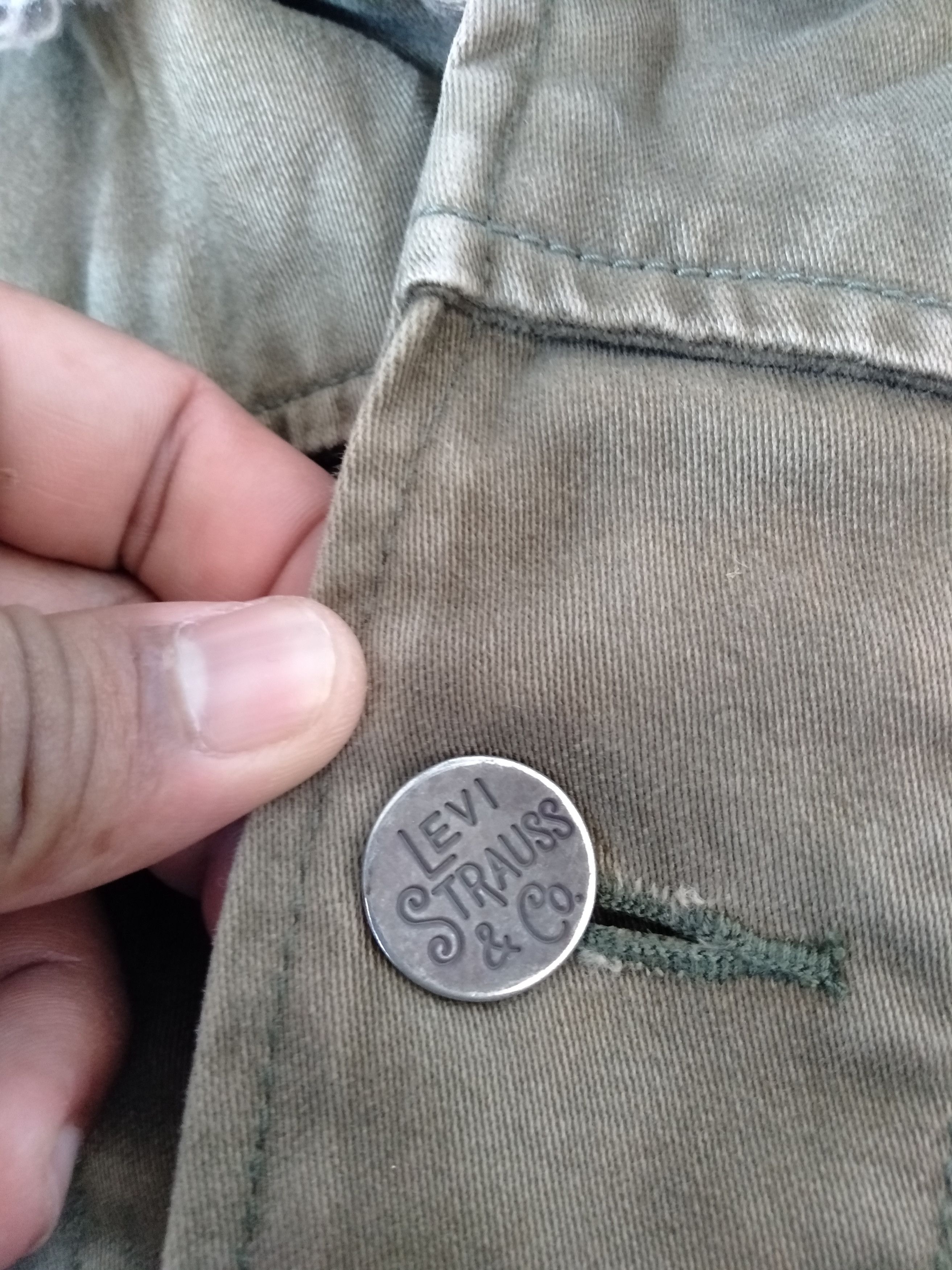 Levi's × Levi's Vintage Clothing Levi's Red Tab Fur Parka Jacket Button Logo Size (L) Size US L / EU 52-54 / 3 - 7 Thumbnail