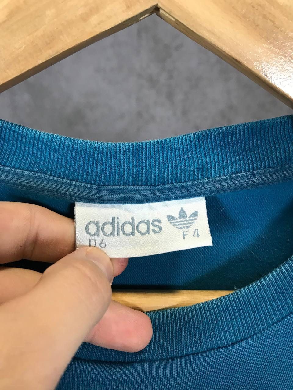 Adidas × Vintage Adidas vintage streetwear tee Size US M / EU 48-50 / 2 - 3 Thumbnail