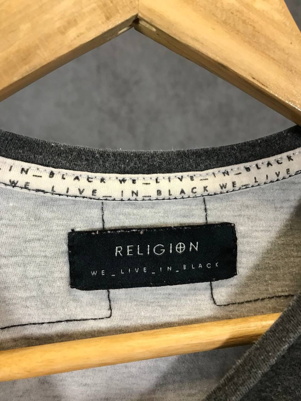 Other Religion art tee Size US S / EU 44-46 / 1 - 5 Thumbnail