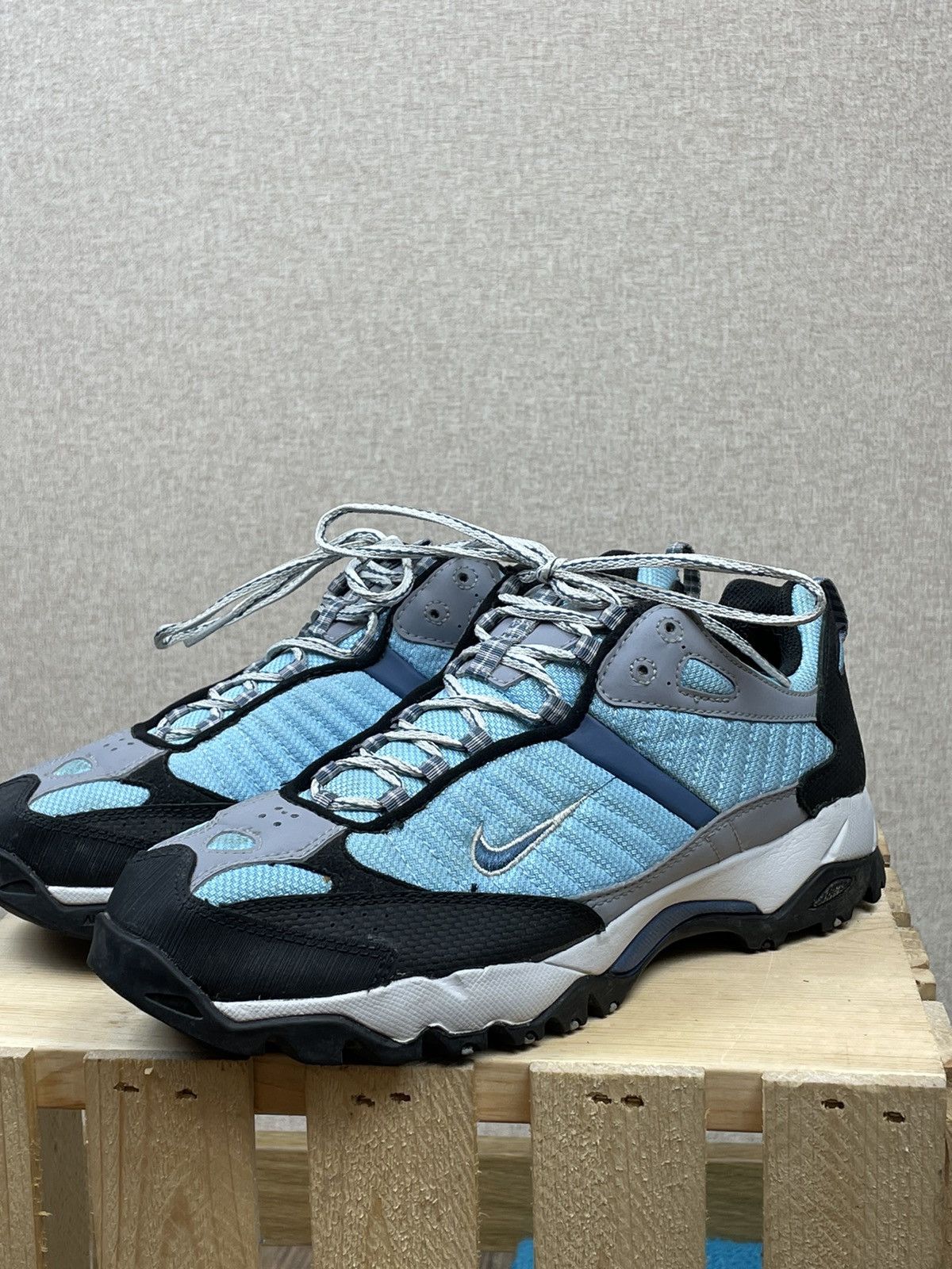 Nike × Nike ACG × Vintage Vintage Nike ACG blue gorpcore hiking shoes boots Size US 9 / EU 42 - 3 Thumbnail