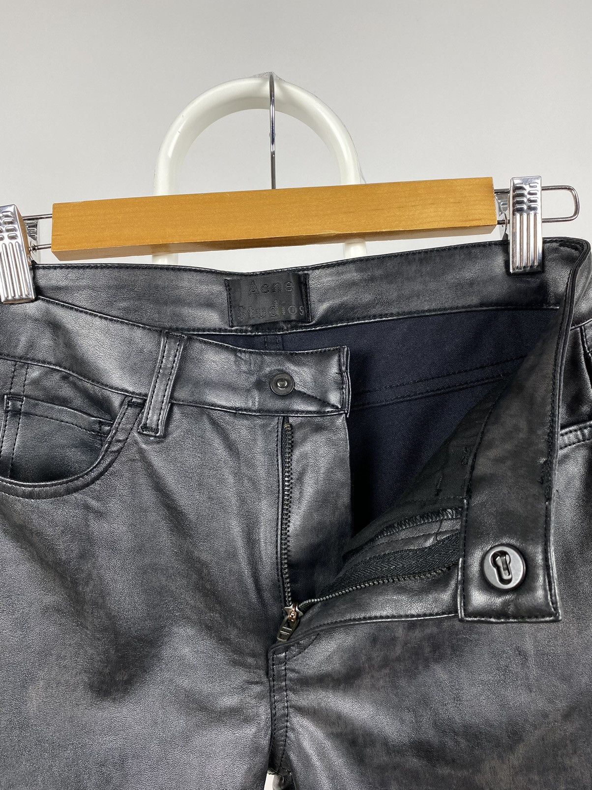 Acne Studios Women’s Acne Studios Skin 5 Fake Leather Leggings Size 25" / US 0 / IT 36 - 15 Thumbnail