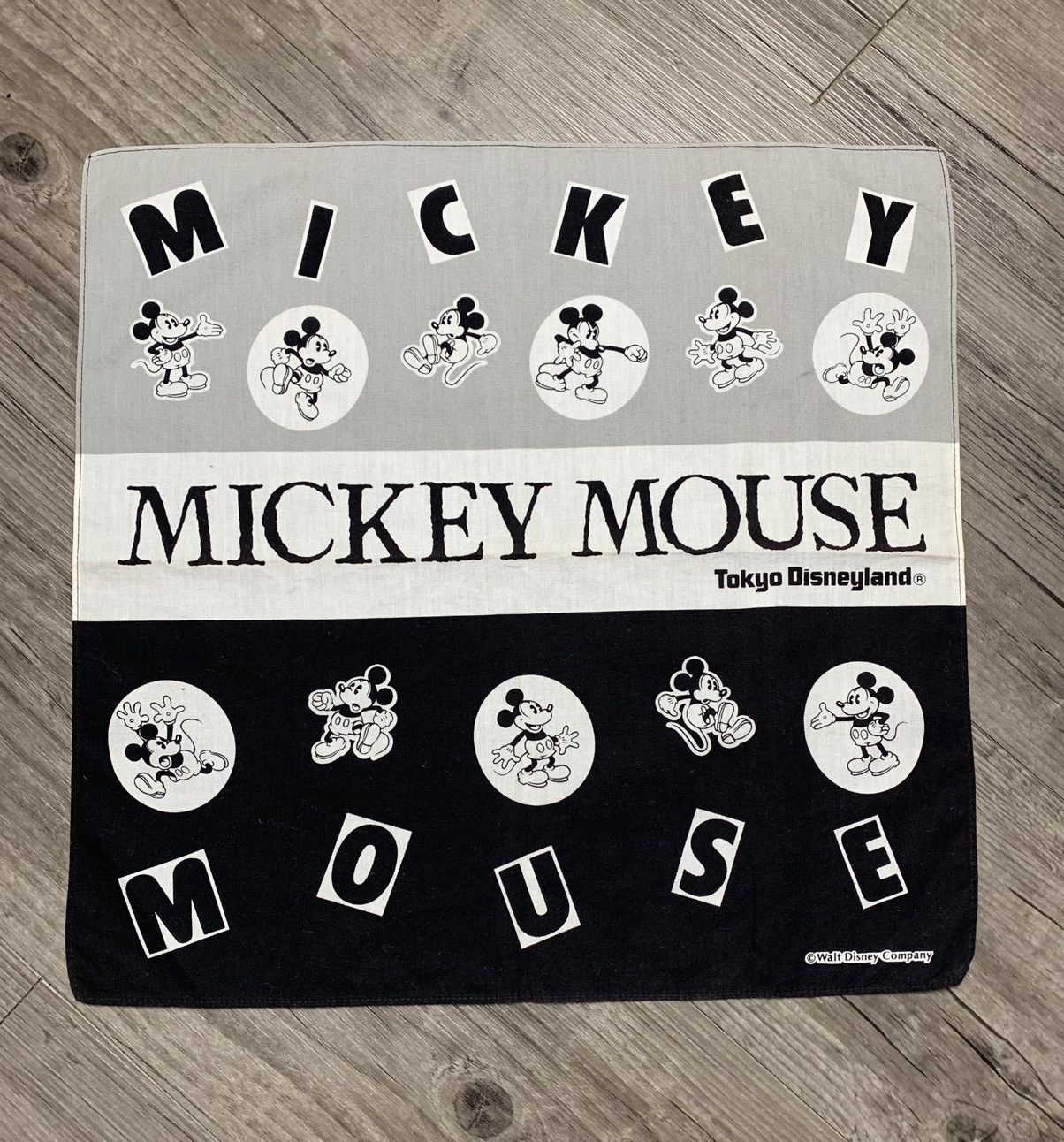 Disney Disney Mickey Handkerchief Neckerchief Pocketsquares Size ONE SIZE - 1 Thumbnail