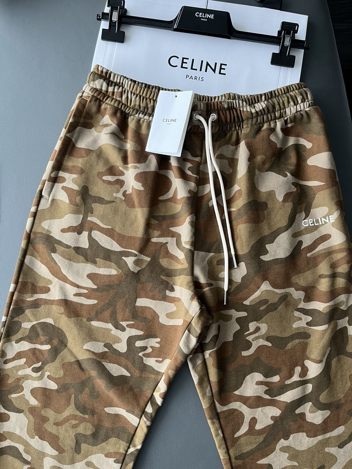 Celine × Hedi Slimane Brand New Super Runway Limited Edition Celine Logo Sweatpant Size US 32 / EU 48 - 16 Thumbnail