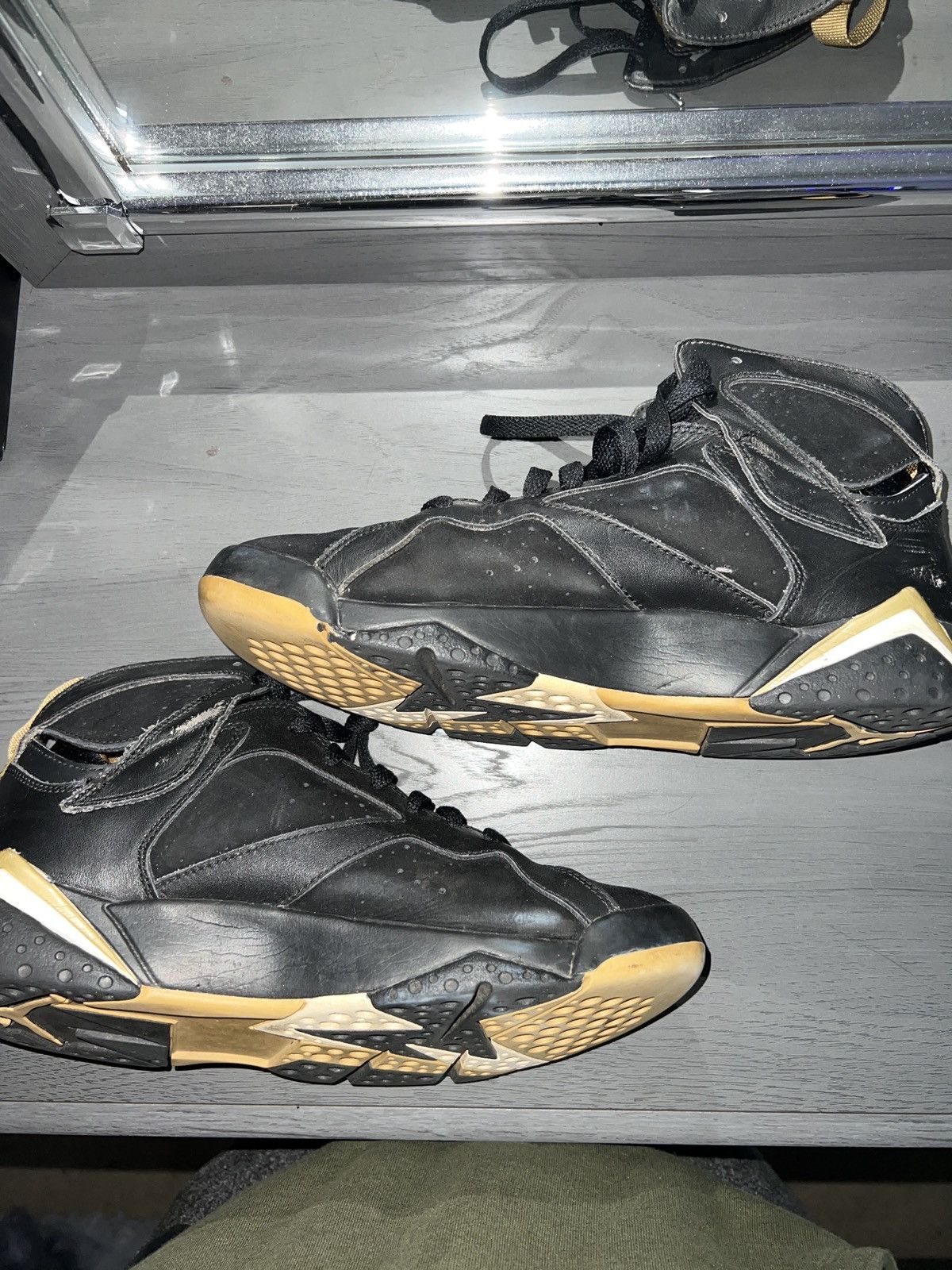 Jordan Brand × Nike Jordan 7 “Golden Moments” Size US 8.5 / EU 41-42 - 2 Thumbnail