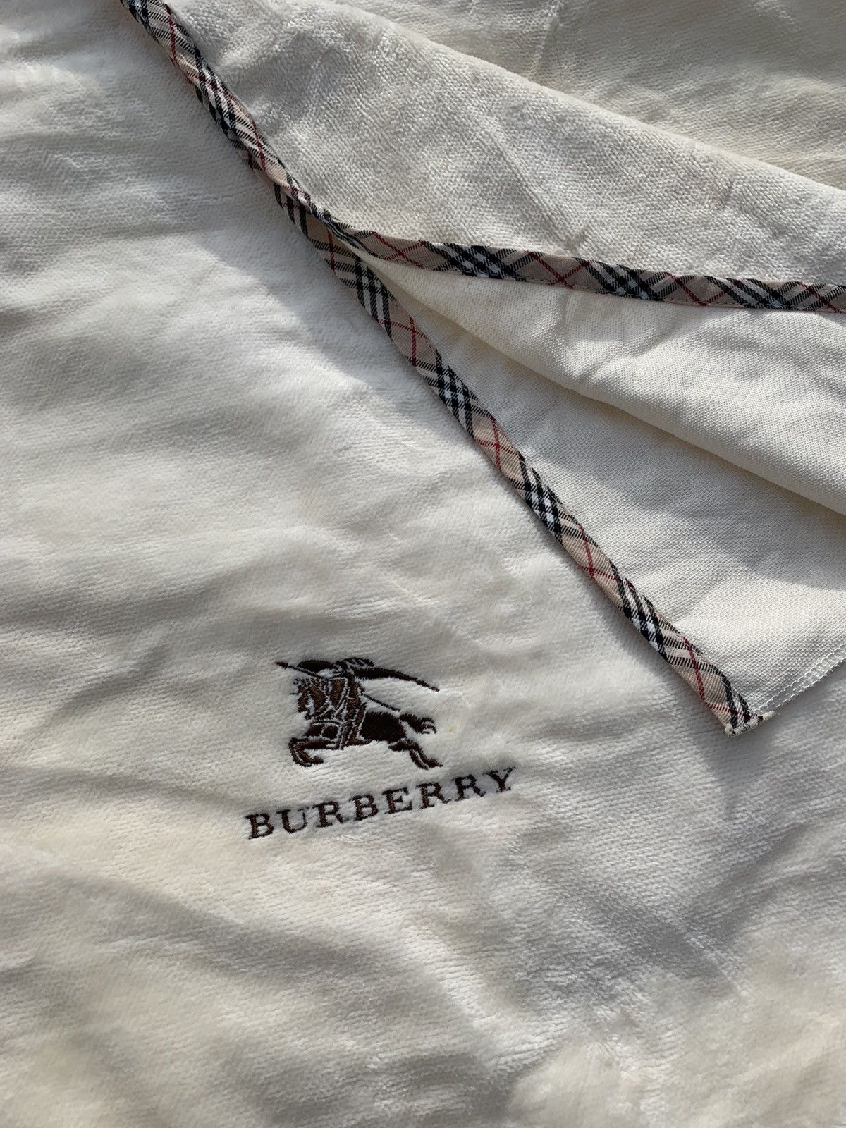 Burberry × Designer Burberry London velvet fleece warm big blanket Size ONE SIZE - 3 Thumbnail