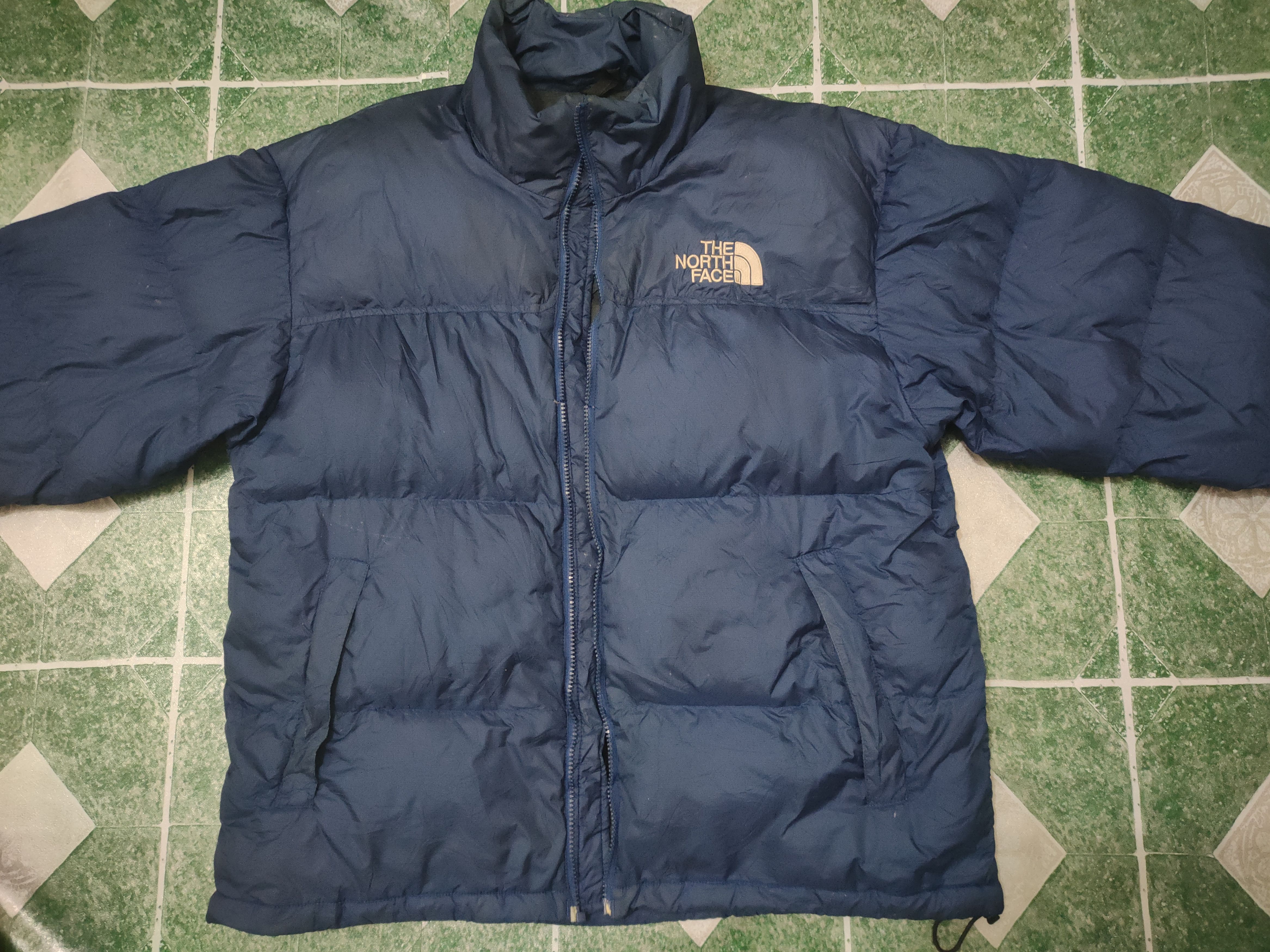 The North Face Very Distressed The North Face 700 Puffer Jacket Size US L / EU 52-54 / 3 - 2 Thumbnail
