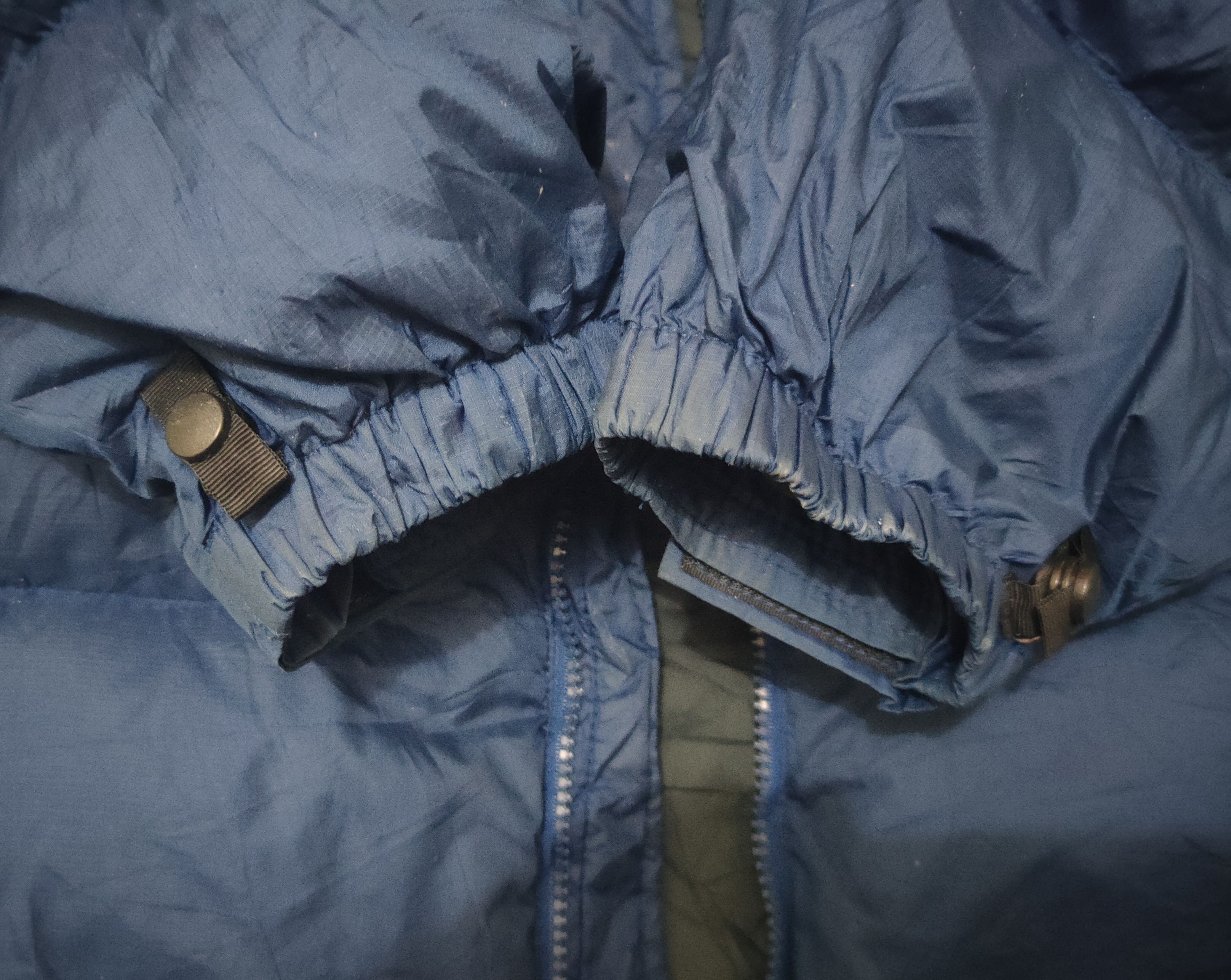 The North Face Very Distressed The North Face 700 Puffer Jacket Size US L / EU 52-54 / 3 - 18 Thumbnail