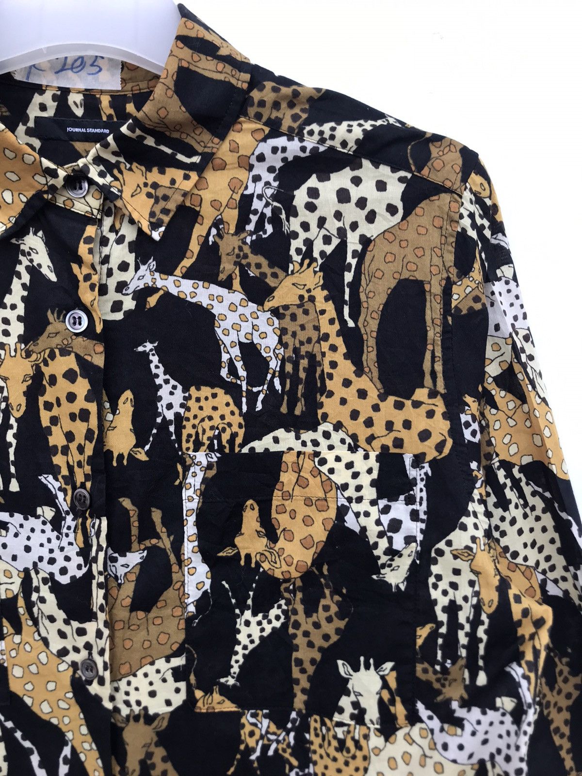 Japanese Brand Journal Standard Giraffe Design Shirt Size US S / EU 44-46 / 1 - 4 Thumbnail