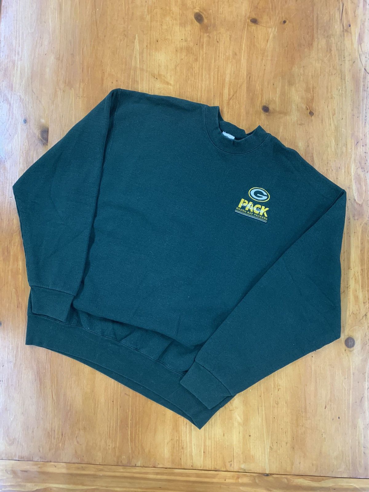 Vintage Vintage Crewneck Green Bay Packers Chest Embroider Crewneck Size US XL / EU 56 / 4 - 1 Thumbnail