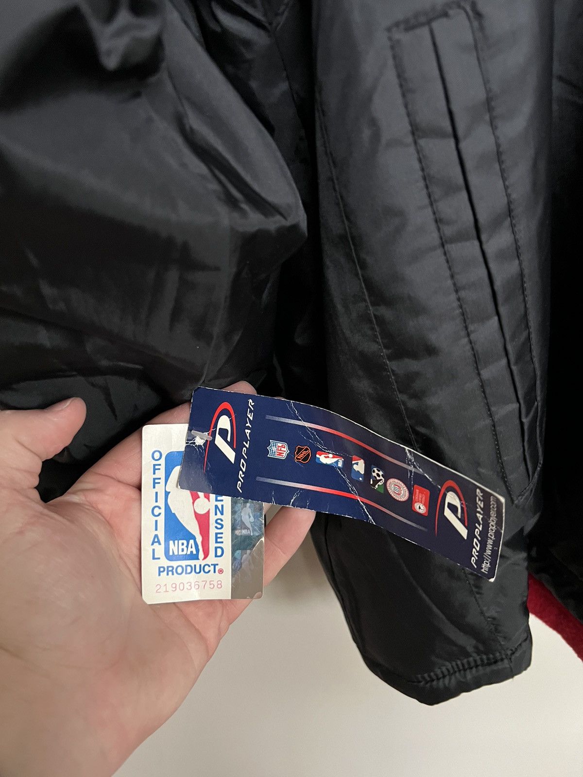 NBA × Vintage VINTAGE PRO PLAYER VACOUVER GRIZZLIES REVERSIBLE JACKET Size US XXL / EU 58 / 5 - 3 Thumbnail