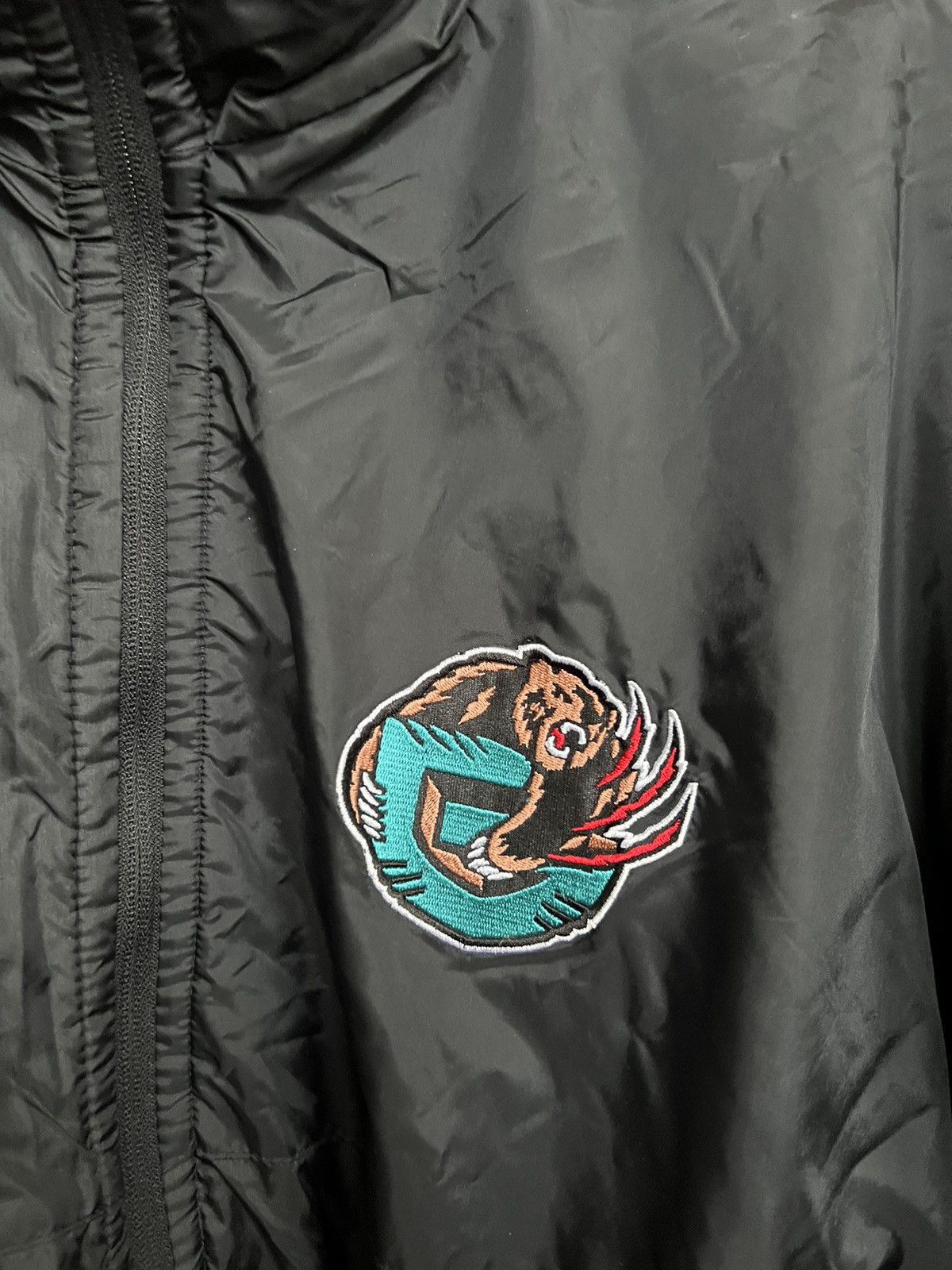NBA × Vintage VINTAGE PRO PLAYER VACOUVER GRIZZLIES REVERSIBLE JACKET Size US XXL / EU 58 / 5 - 2 Thumbnail