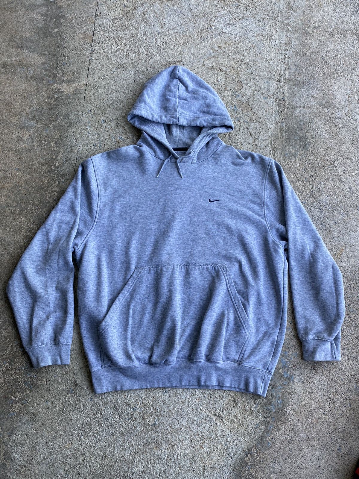 VINTAGE NIKE CENTER CHECK shops EMBROIDERED HOODIE (GREY)